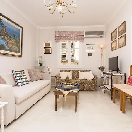Joy's Martin In Corfu Old Town Apartment Corfu (city)